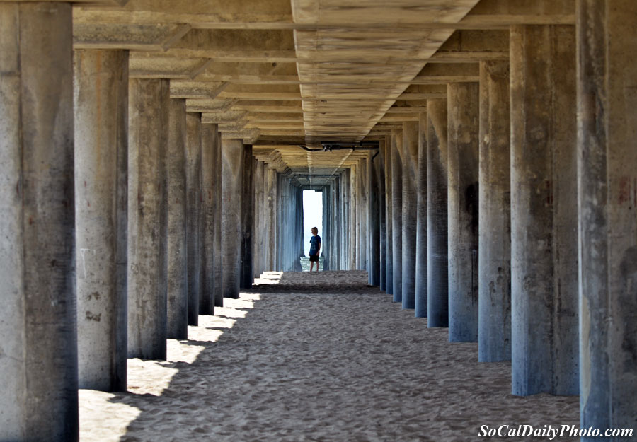 under huntington beach pier