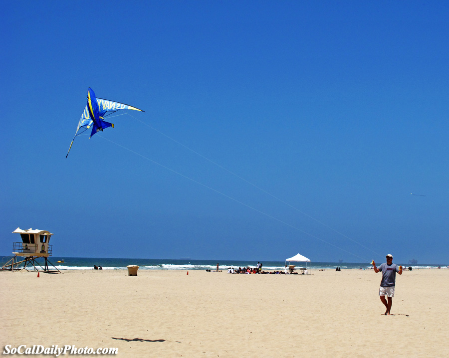 Huntington Beach kite flying
