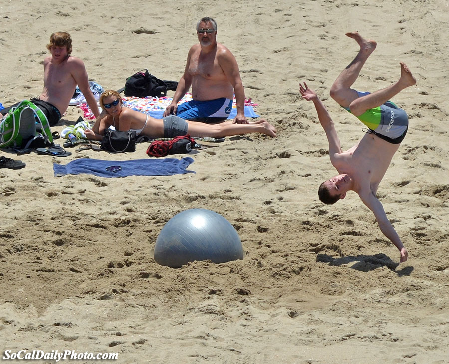 kids playing in the sand